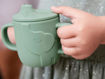 Immagine di Done by Deer tazza con beccuccio Peekaboo elphee cipria