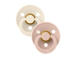 Immagine di Bibs set 2 ciucci in caucciù Colour 6+ m avorio e rosa cipria - Idee regalo bimbo 6 mesi