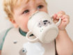 Immagine di Done by Deer tazza con beccuccio e manici Tiny Farm sabbia